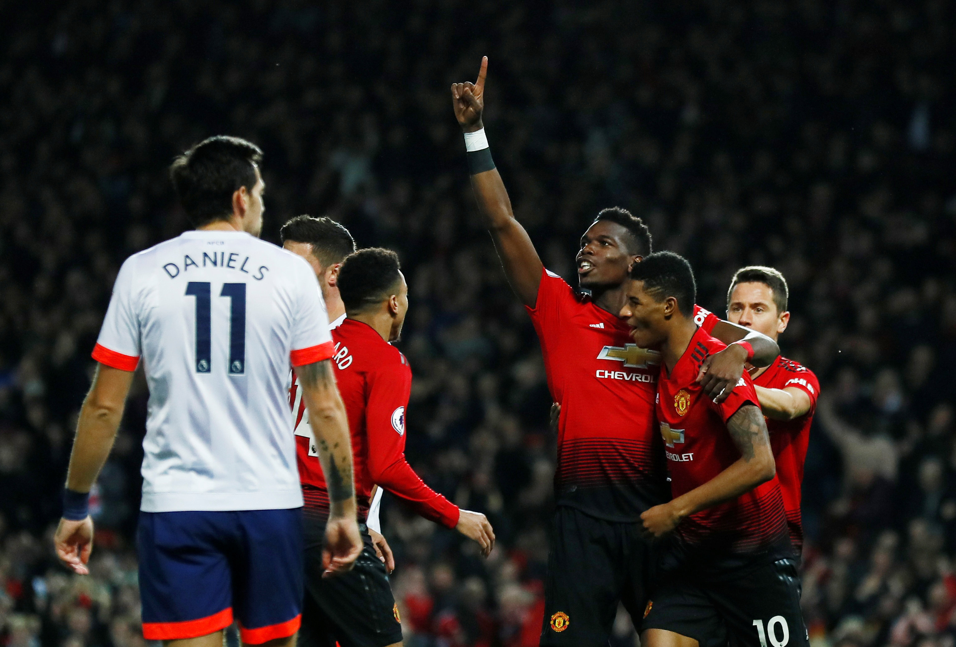 将以人民日 将以人民日