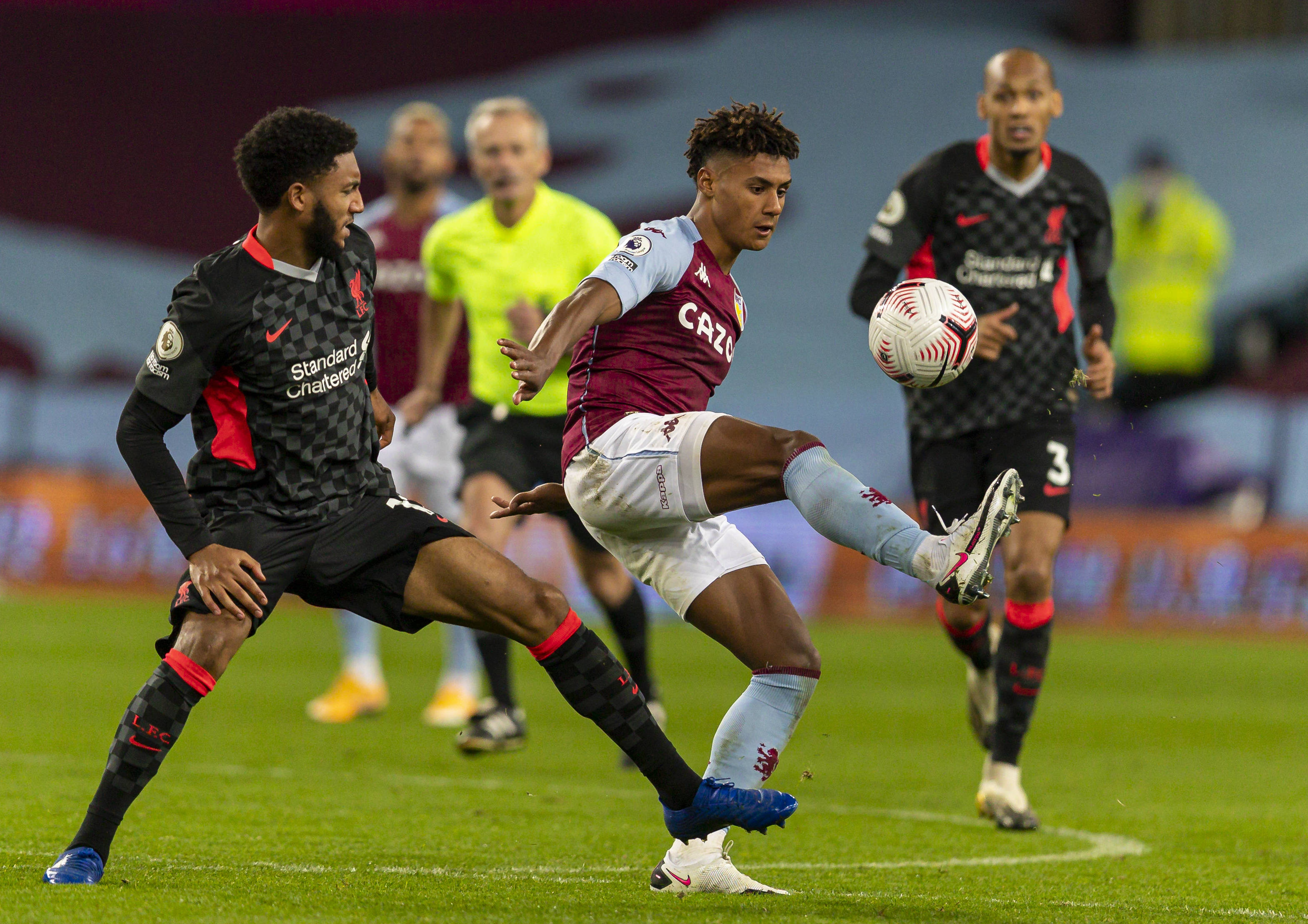 尤其是在限 尤其是在限